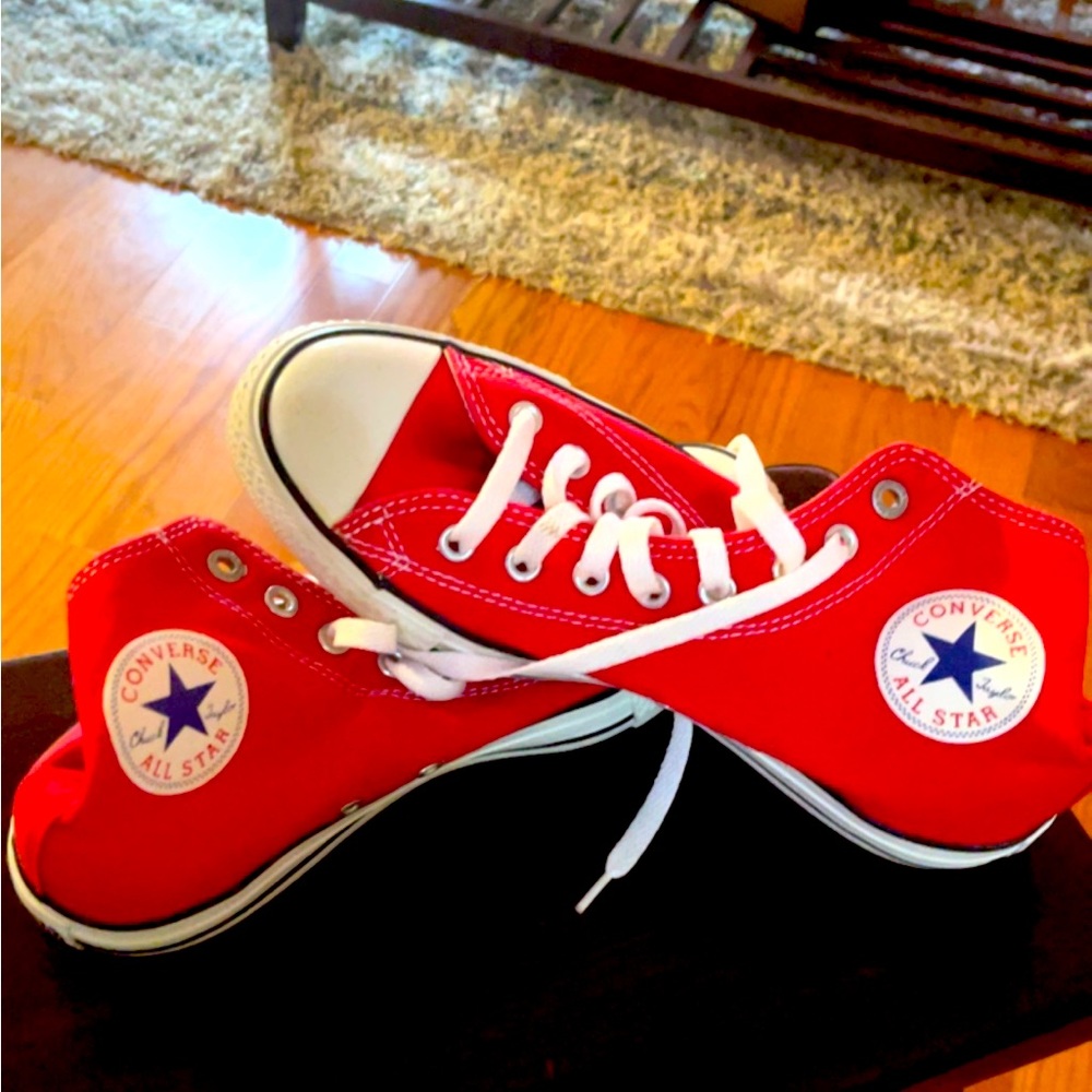 Converse, size women’s 9, red